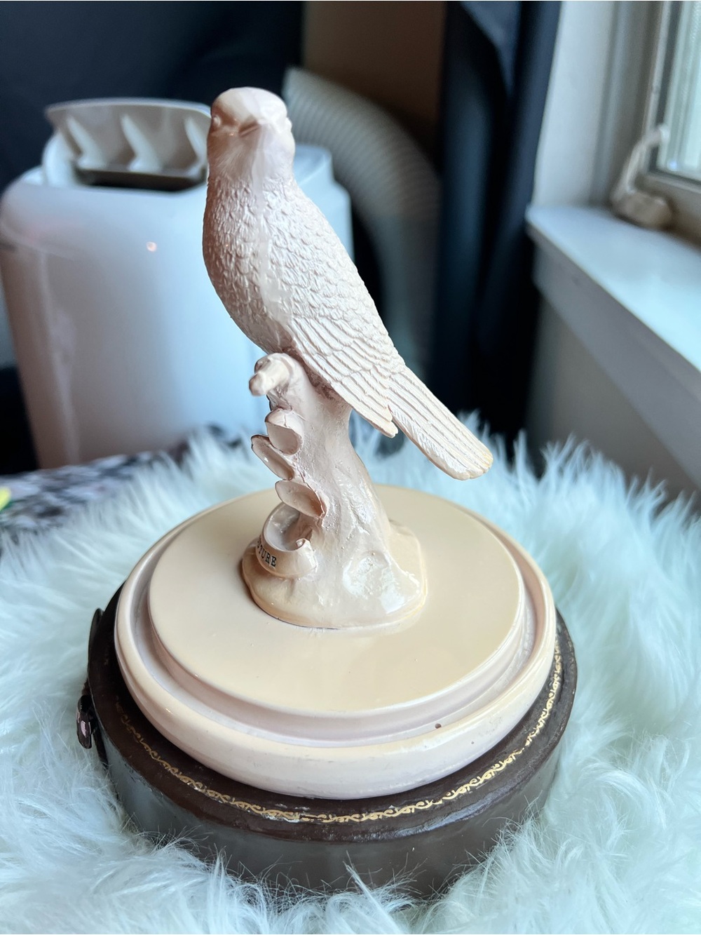 Juicy Couture Vintage Sparrow Earring Display